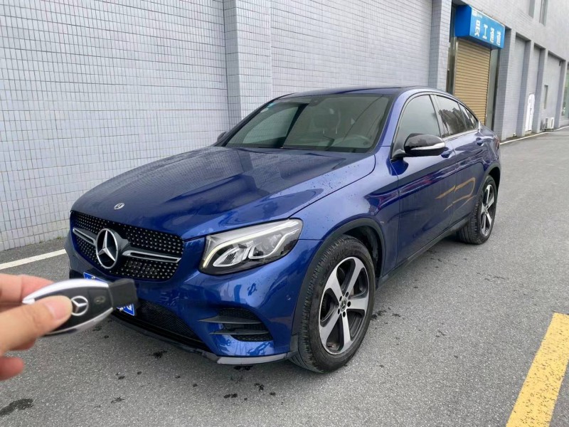 广州19年奔驰GLC8