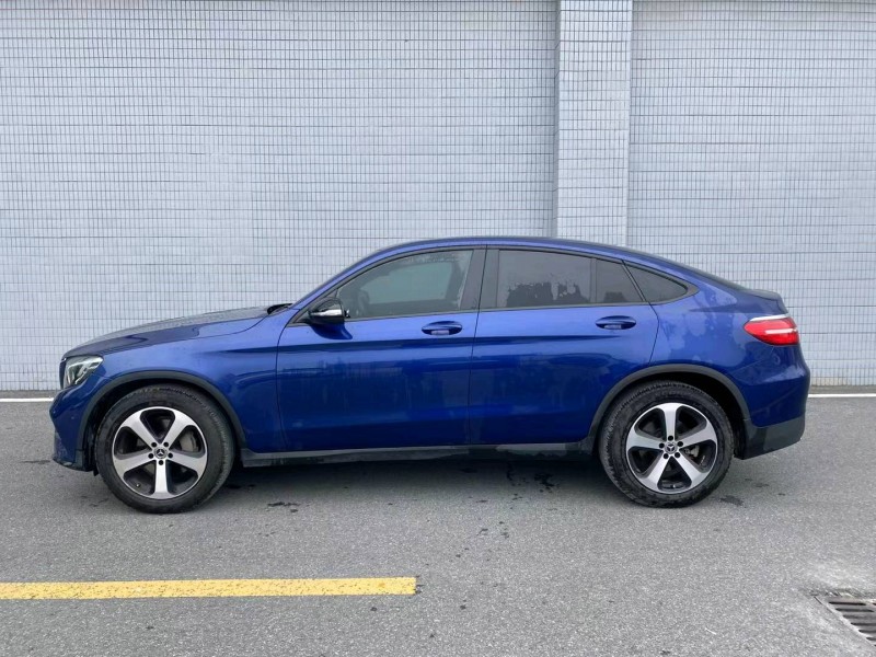 广州19年奔驰GLC6