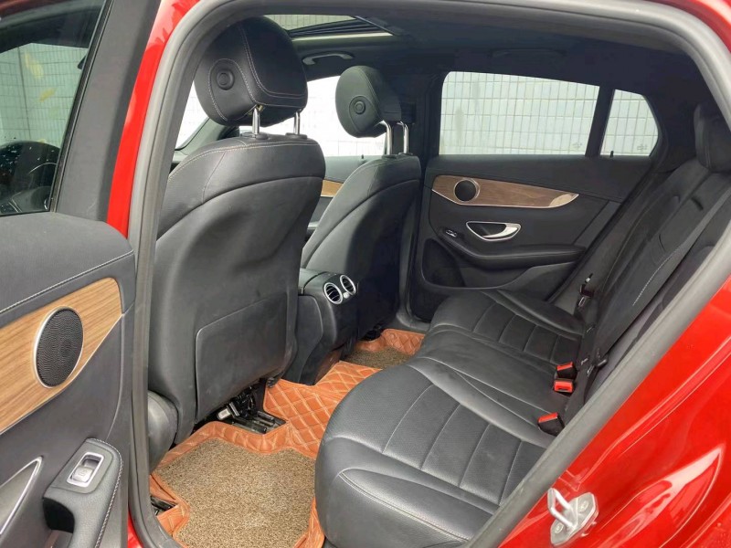 广州17年奔驰GLC1