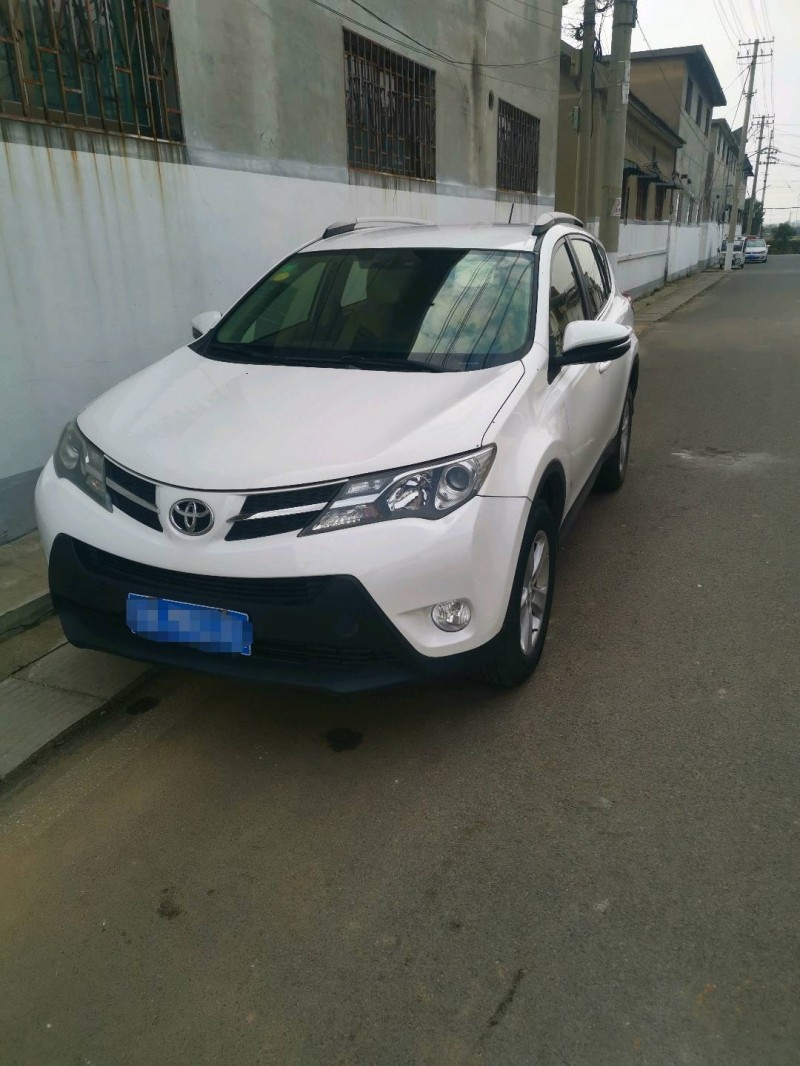濟寧14年豐田RAV48