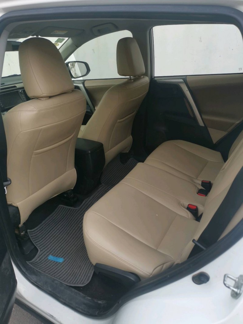 濟寧14年豐田RAV41