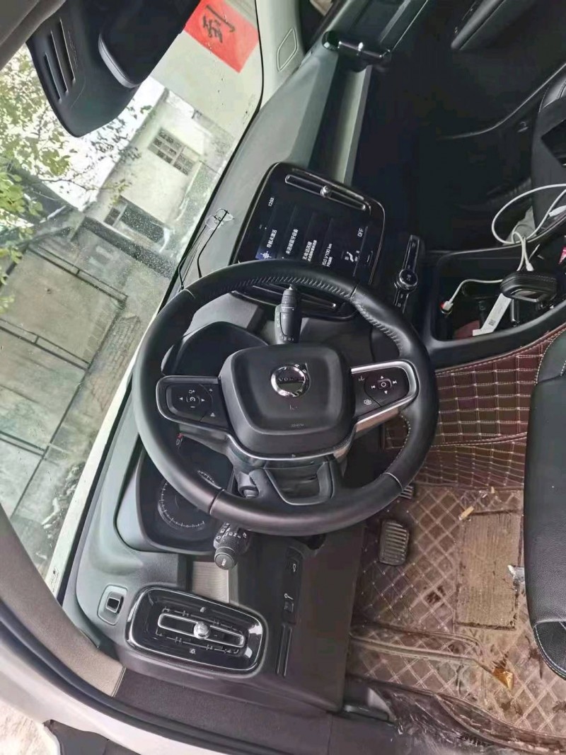 黔西南19年沃爾沃XC403