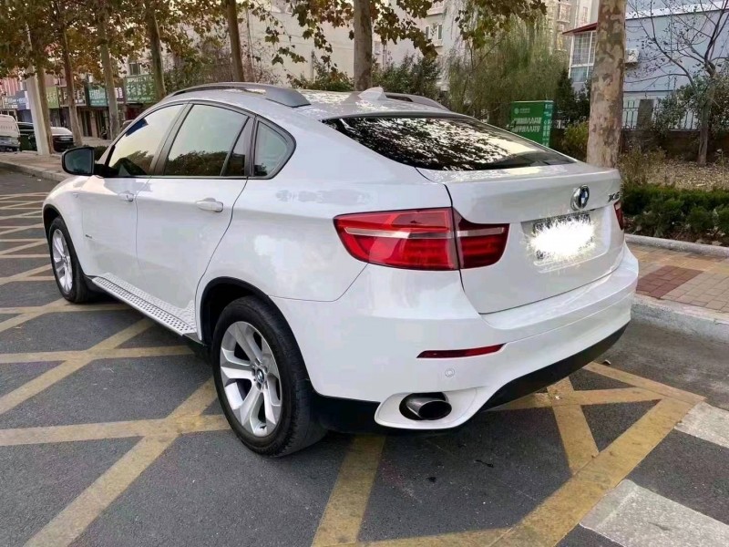 北京14年宝马X69