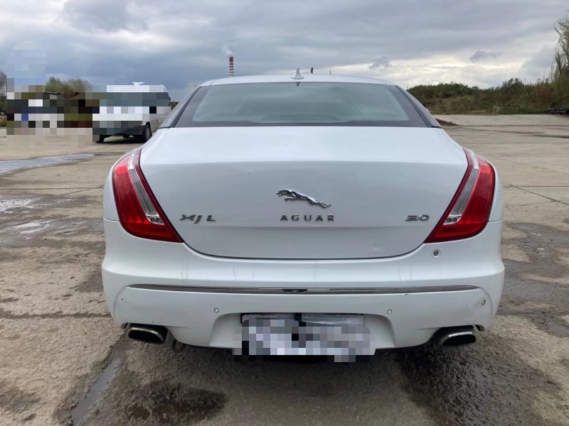 沈陽13年捷豹XJL9