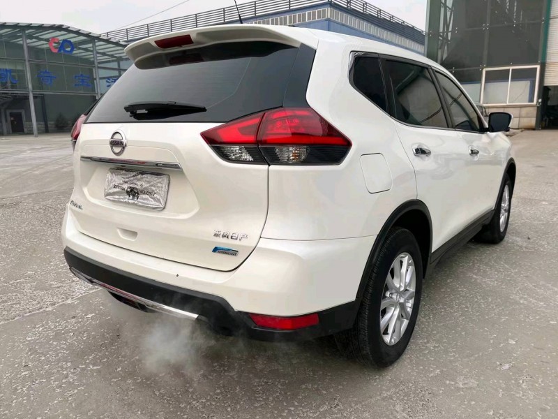 沈陽18年日產奇駿8