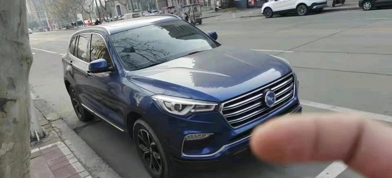新鄉19年漢騰汽車X73