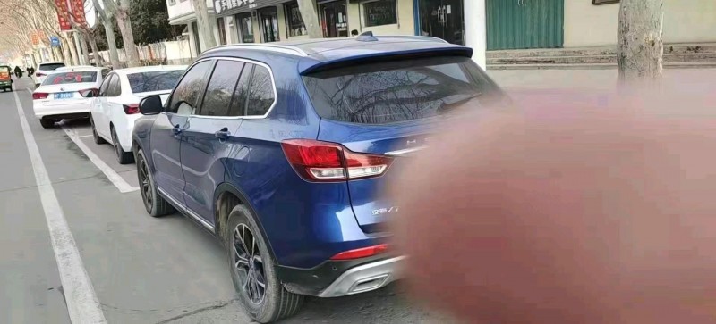 新鄉19年漢騰汽車X75