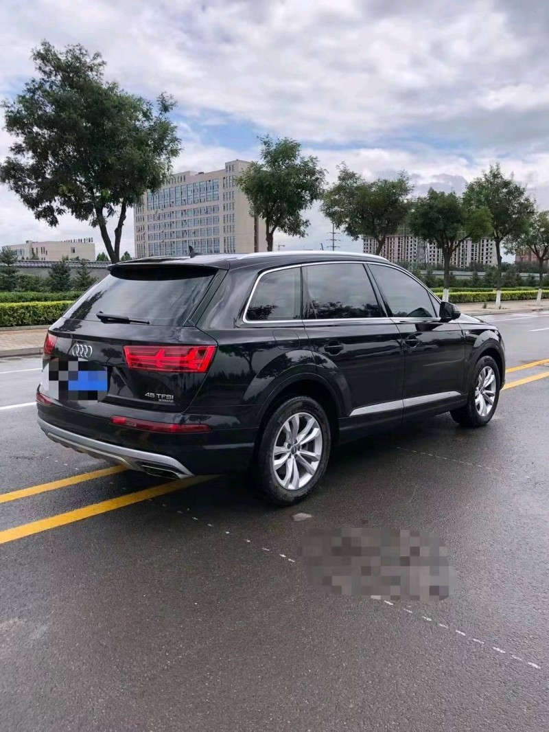 南通16年奧迪Q78
