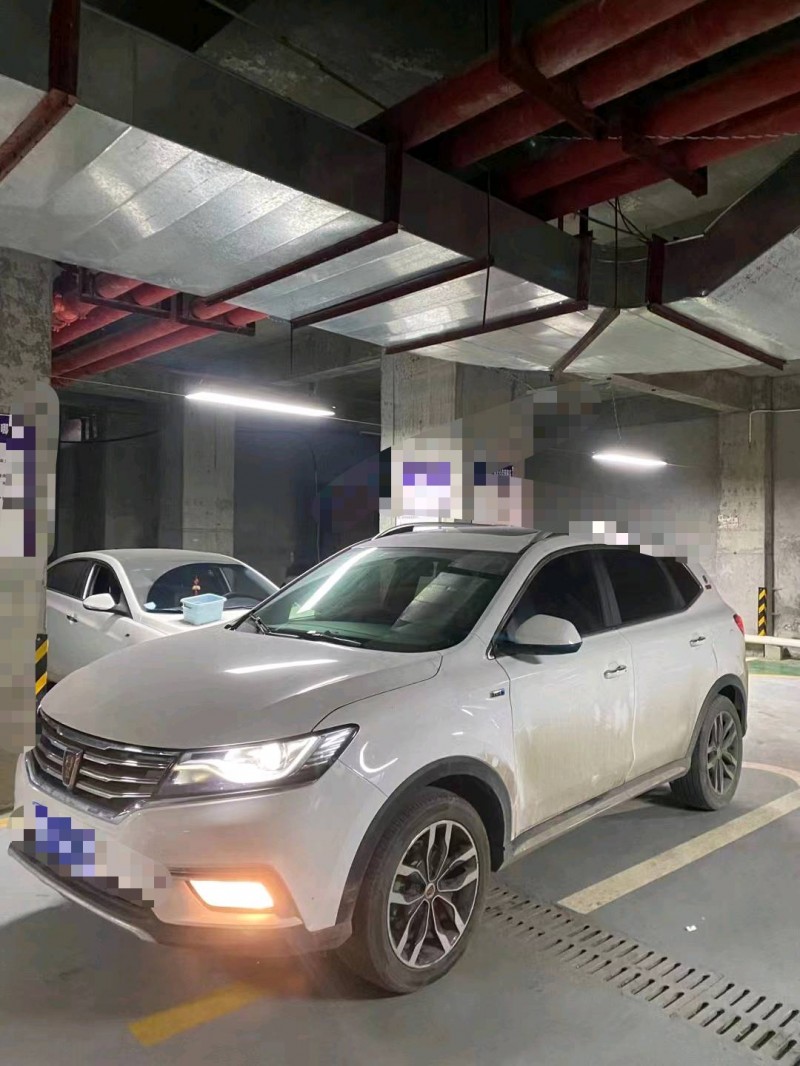 銅仁18年榮威RX52