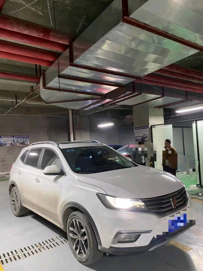 銅仁18年榮威RX53
