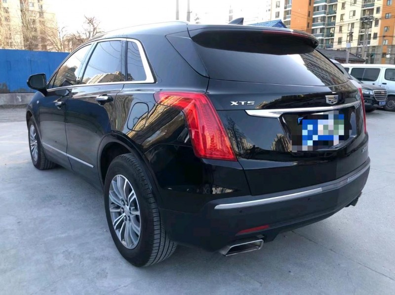 北京19年凱迪拉克XT57