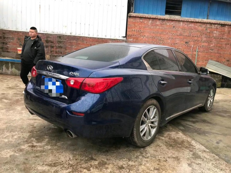 重慶17年英菲尼迪Q50L7