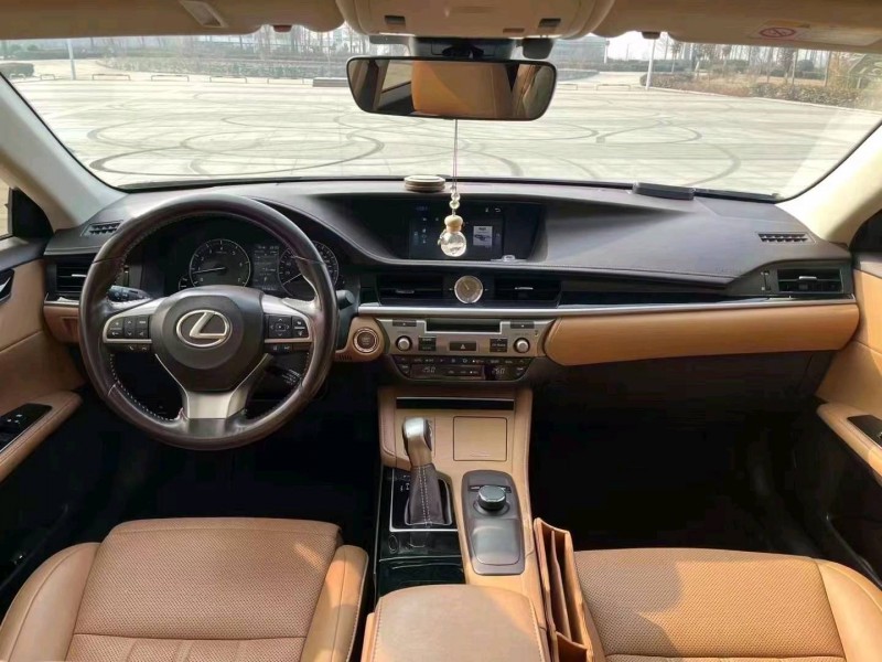 北京15年雷克萨斯ES5