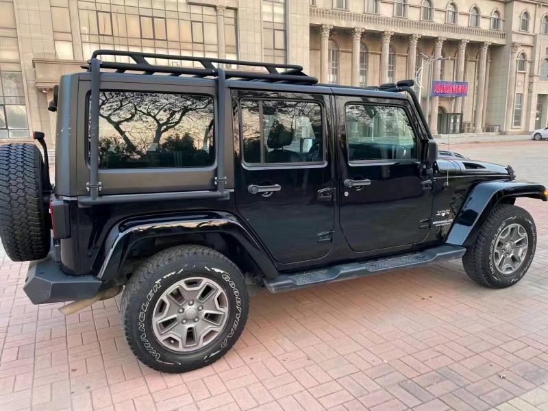 北京16年Jeep牧馬人8