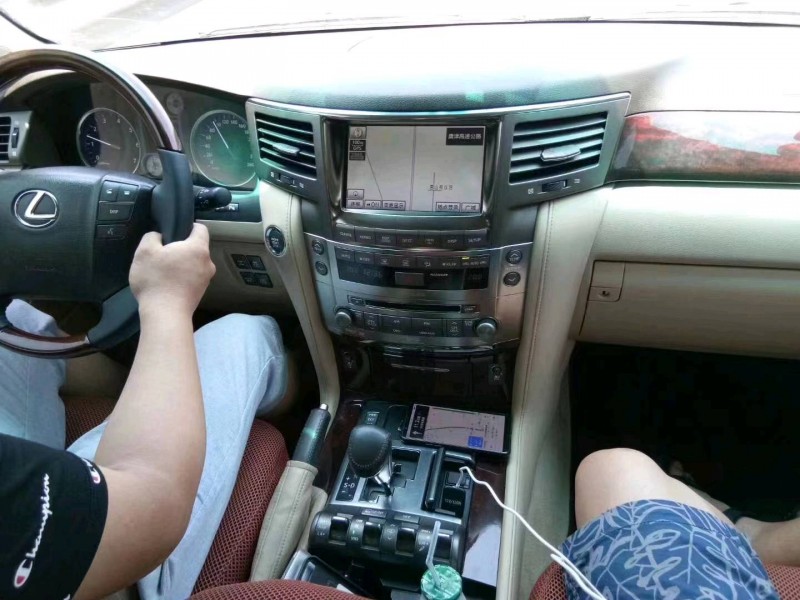 北京15年雷克萨斯LX6