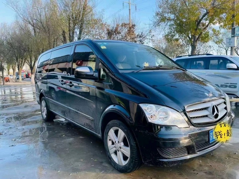 北京11年奔驰唯雅诺5