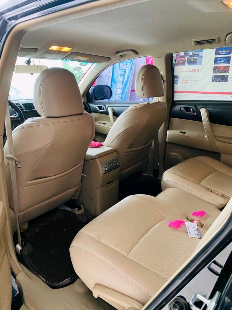 北京12年丰田汉兰达5