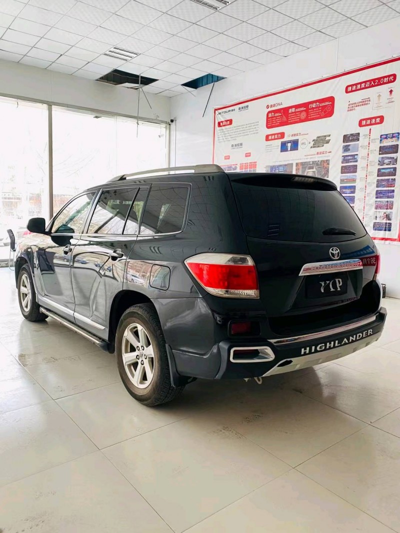 北京12年丰田汉兰达7