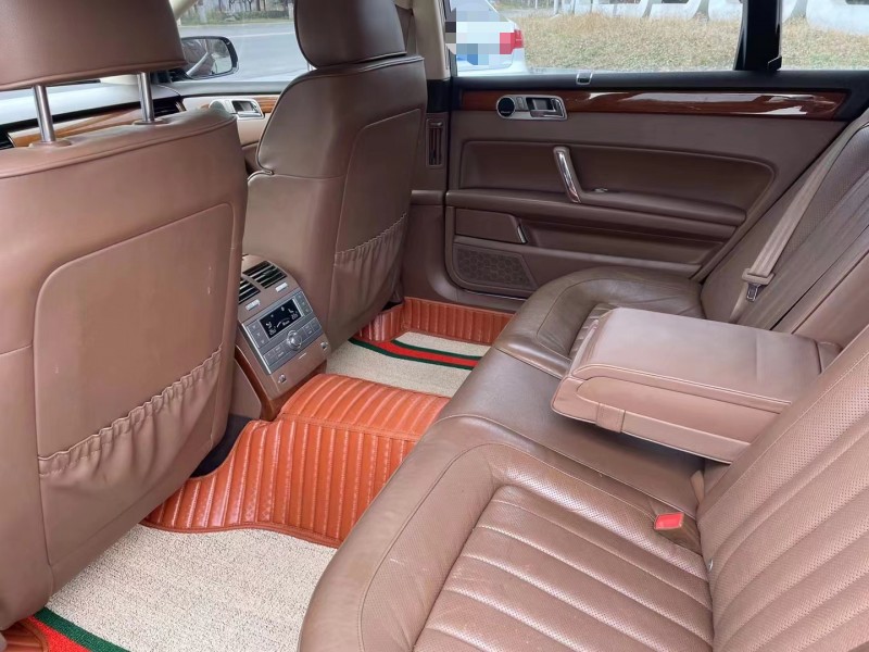 北京12年大众辉腾6