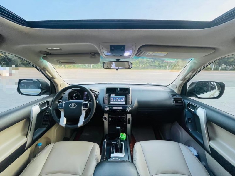 北京14年丰田普拉多5