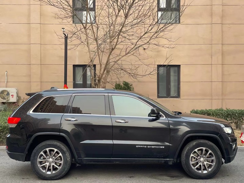 煙臺15年Jeep大切諾基3