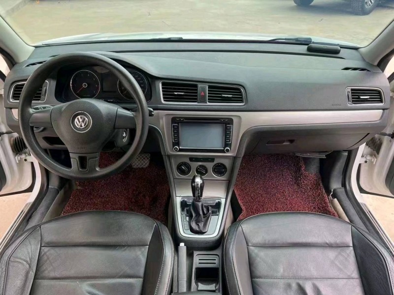 北京12年大众朗逸4