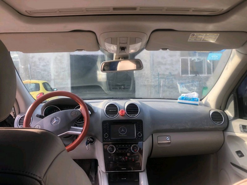 北京10年奔驰ML8