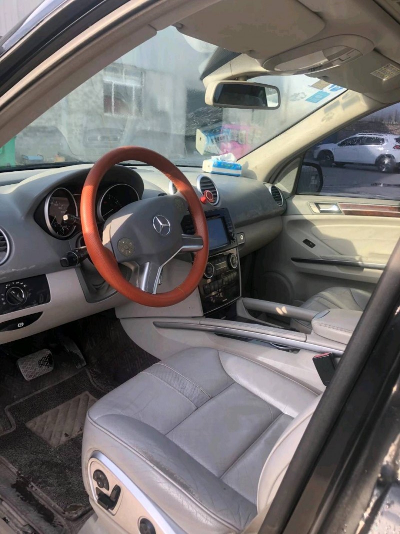 北京10年奔驰ML9