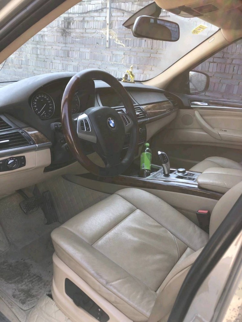 北京10年宝马X57