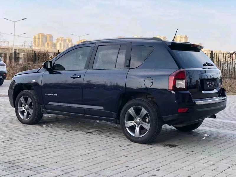 榆林15年Jeep指南者7