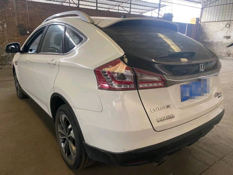 運城16年納智捷優6 SUV3