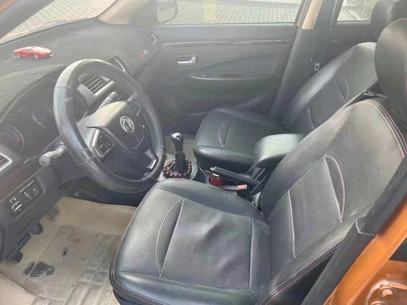 北京15年东风风光4