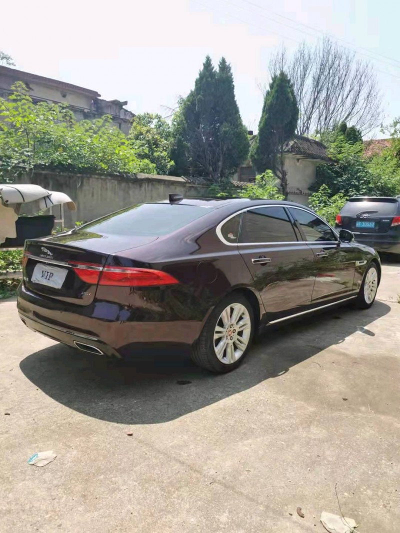 北京18年捷豹XFL5