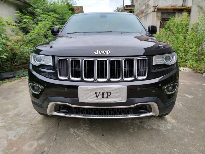 北京17年Jeep大切諾基9