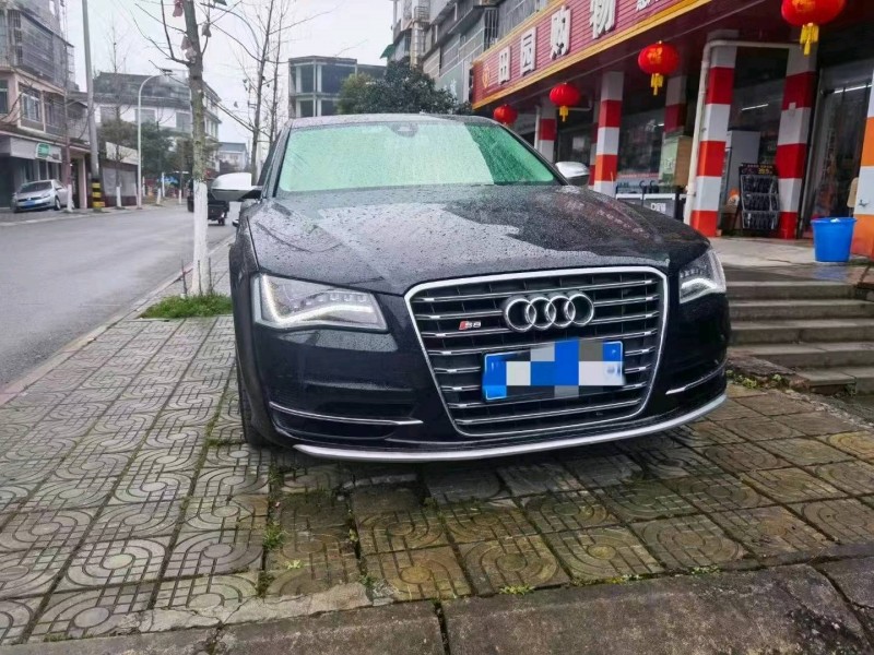 北京11年奧迪A8L1