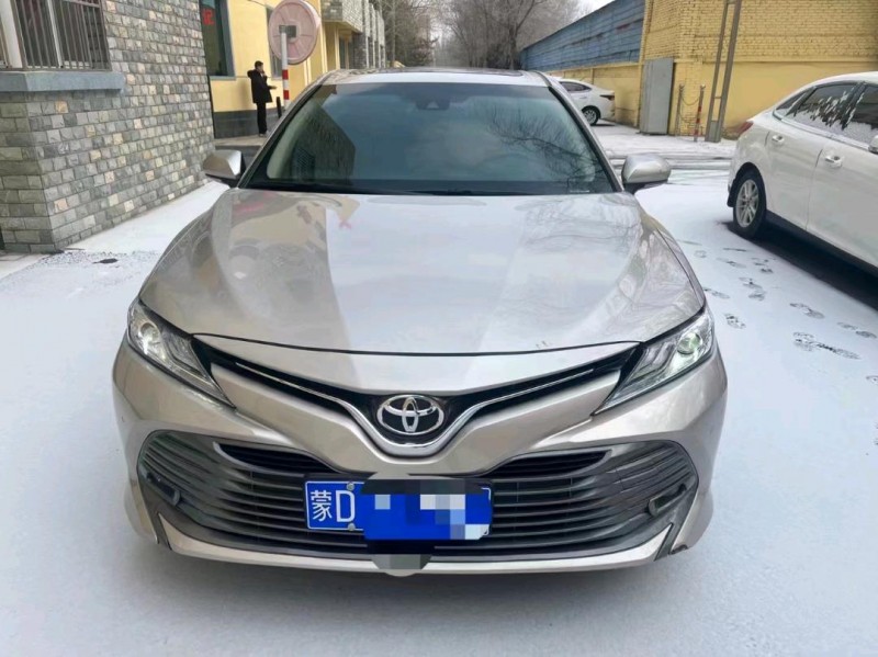巴彦淖尔20年丰田凯美瑞1
