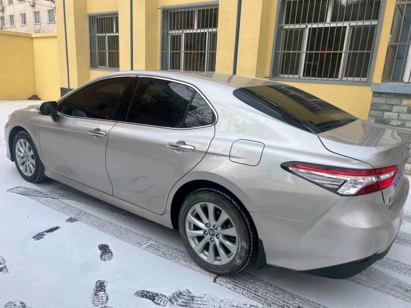 巴彦淖尔20年丰田凯美瑞8