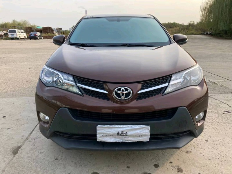 沈陽14年豐田RAV41