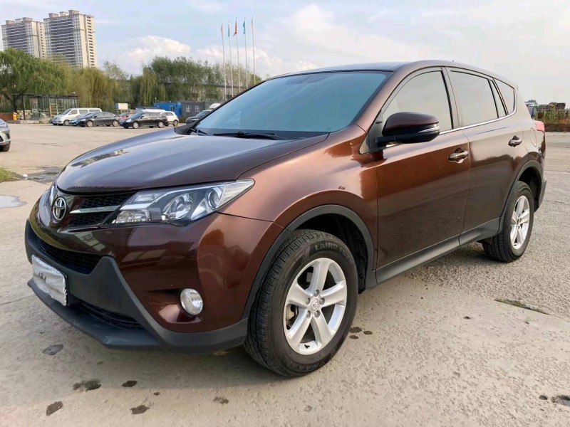 沈陽14年豐田RAV42