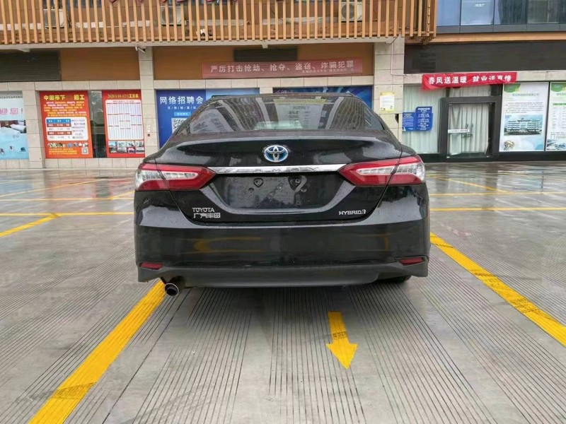 北京18年丰田凯美瑞7