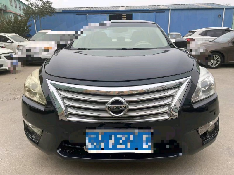 青島15年日產天籟9