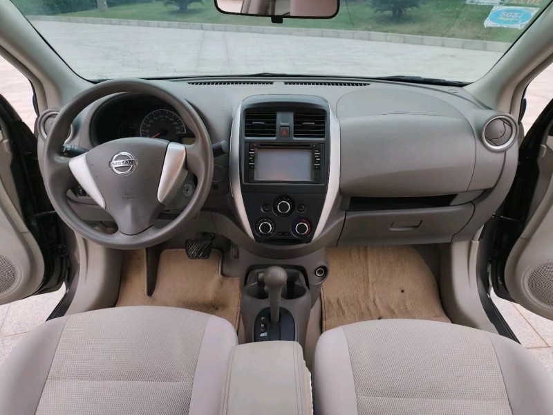 玉林16年日產陽光8