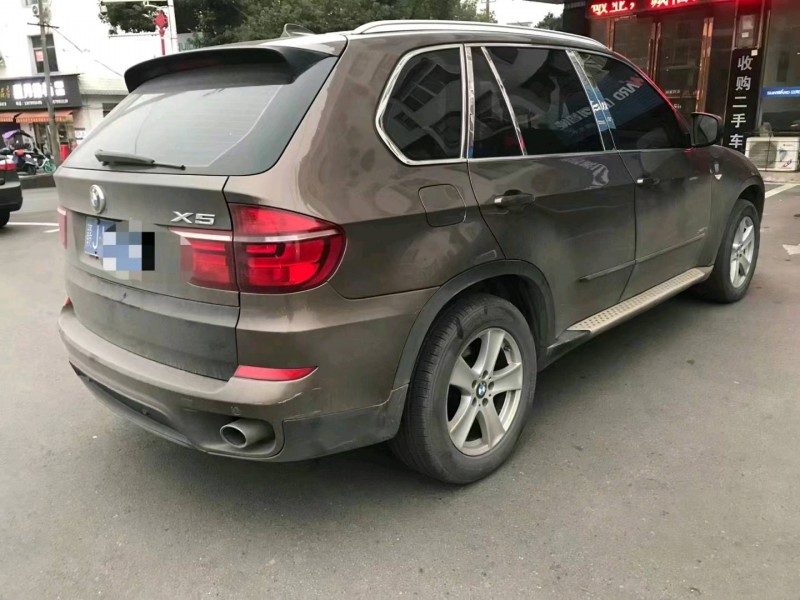 北京13年宝马X58