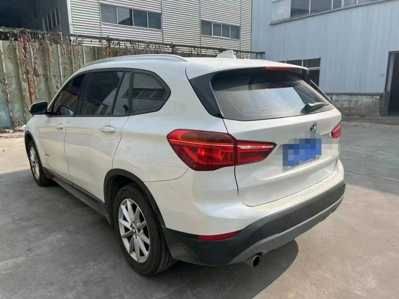 泰安17年寶馬X18
