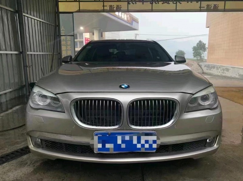 北京12年宝马7系1