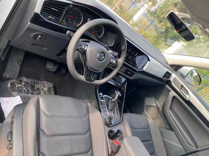 北京21年大众探岳6