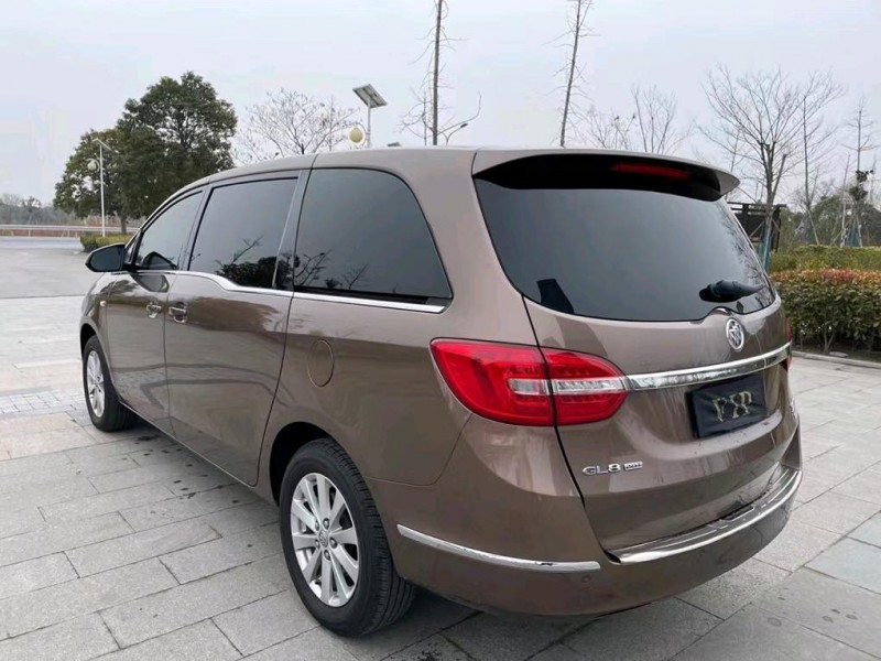 鹽城19年別克GL81