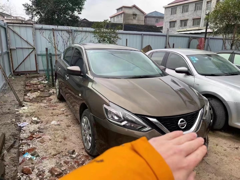 長沙20年日產軒逸2