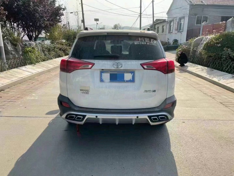 泰安16年豐田RAV4榮放3