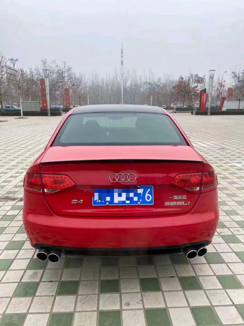 北京11年奧迪A4L7